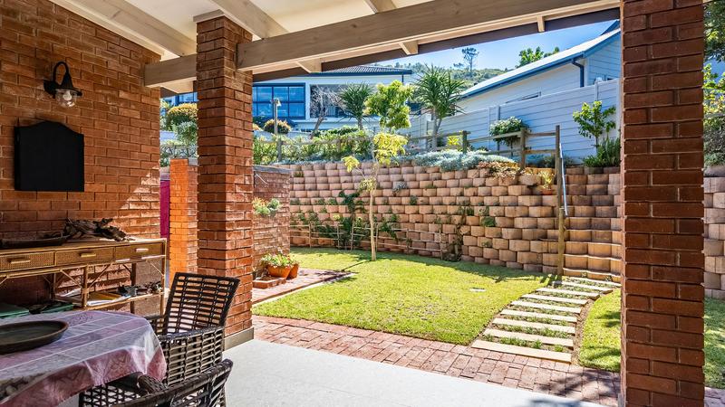 3 Bedroom Property for Sale in Outeniqua Strand Western Cape